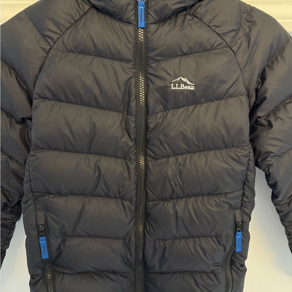 L.L.Bean Kids Ultralight 650 Down Winter Jacket, navy medium 10/12 GUC - Picture 2 of 10